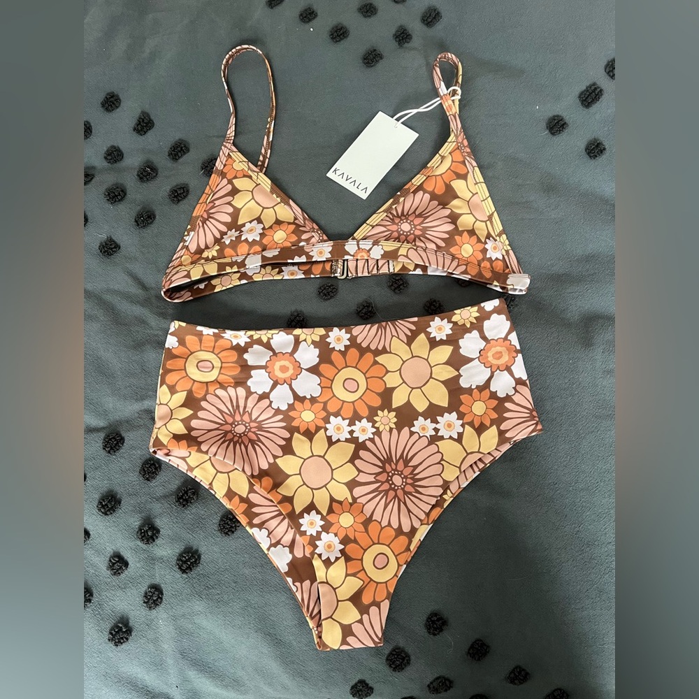 Kavala collection flower power bikini set